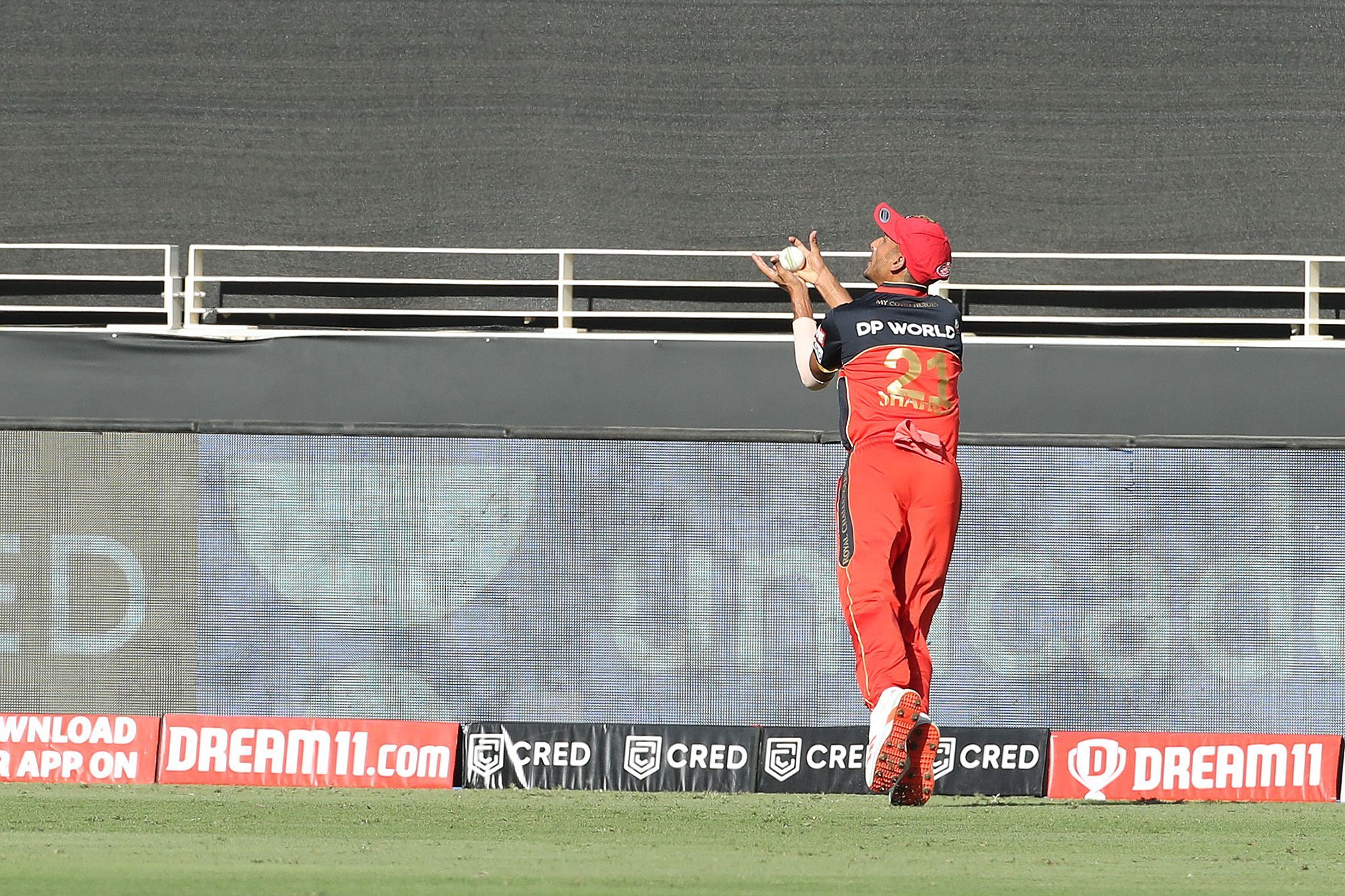 'Sunstruck' Shahbaz Ahmed takes scorching-blinder to leave Steve Smith stunned